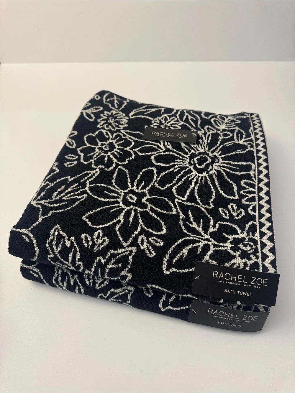 💥6pc RACHEL ZOE  Black and Ecru Floral Pattern Reversible Bath Towel Set